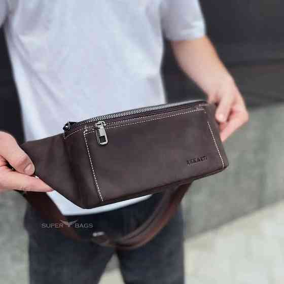 Коричневая мужская сумка через плечо бананка из натуральной кожи Киев