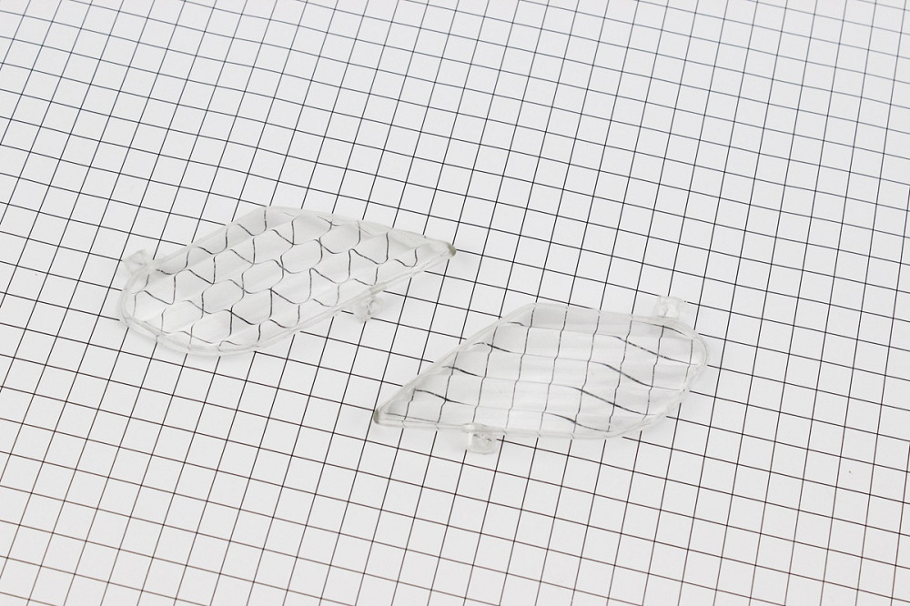 УЦІНКА ACTIVE пластик - "скло" передніх поворотів лів., прав. к-кт 2шт (подряпини, див. фото) Киев - изображение 1