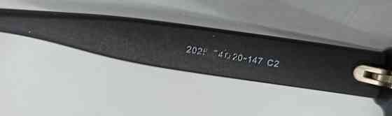 Брендовые стильные очки женские черные с золотым лого 2025 Киев