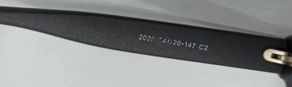 Брендовые стильные очки женские черные с золотым лого 2025 Киев - изображение 3