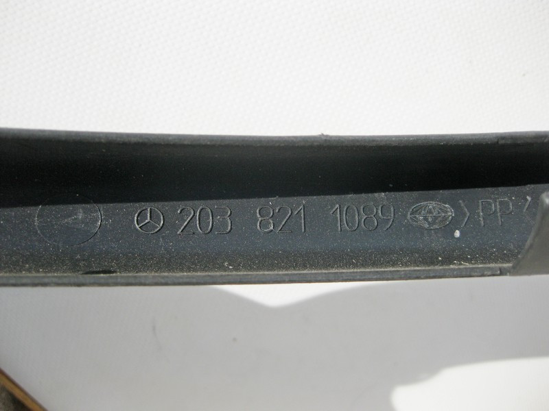 Mercedes-Benz  A2038211089 Накладка правої петлі кришки багажника C-Class W203 Одеса - фото 4
