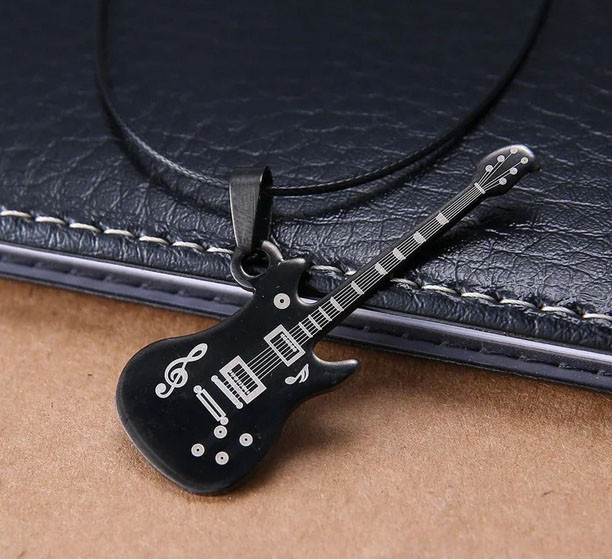 Кулон трендовый Гитара Киев - изображение 1