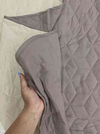 Покрывало двустороннее Decorator Microfiber куб 140х215 см серо-коричневый с бежевым (85-107) Киев