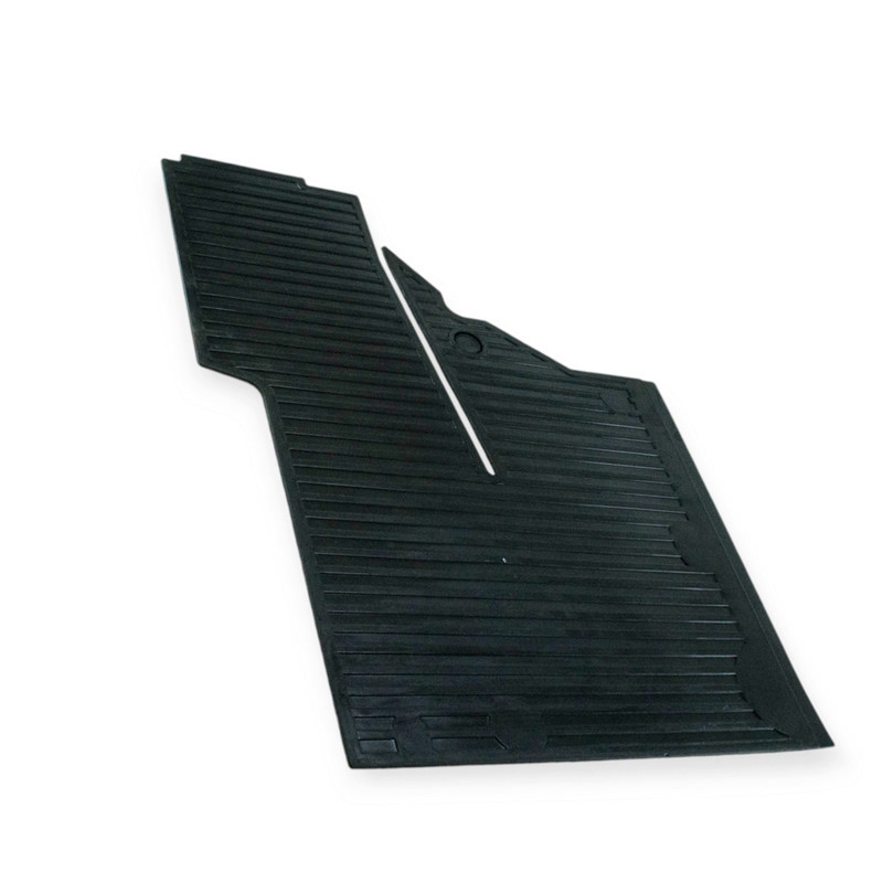 Килимки мтз ук (лівий) салону Мукачево - фото 1