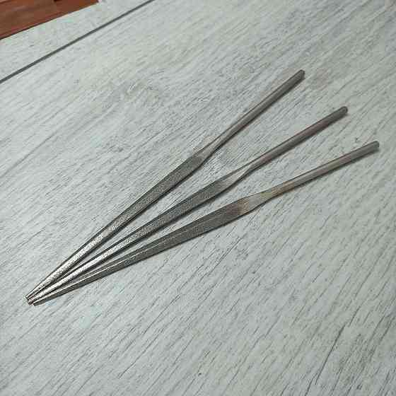 Надфіль алмазний тригранний - точний інструмент для обробки металу, кераміки, скла та каменю Харків