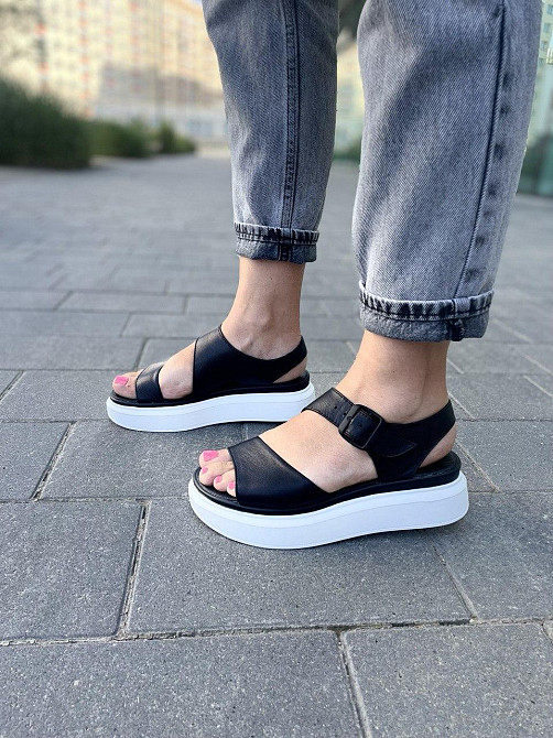 teona Шкіряні босоніжки жіночі чорні на білій платформі TEONA 123/1 літні р. 36-40 / Сандалі на Коломия - фото 7