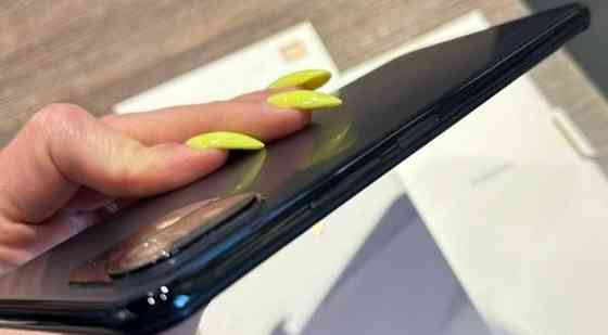 Смартфон: Xiaomi Mi 11 Lite 5G 8/128Gb. Truffle Black. Киев