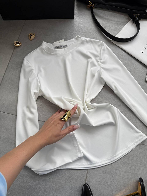 Жіночий повсякденний базовий лонгслів мікродайвінг Молочний Одеса - фото 2