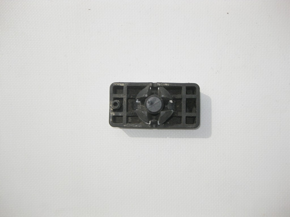 Mercedes-Benz  A0029976186 Опора домкрата на передньому підрамнику C-Class W203 W204 CL203 Sportcoupe C203 E-Class W212 GLK X204 CLS C218 CLC C218 Одесса - изображение 2