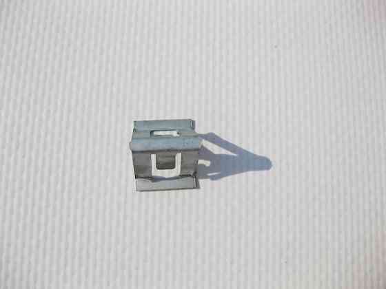 Mercedes-Benz  A0009913970 Утримуюча скоба салонної обшивки ML W164 GL X164 ML GLE W166 GL GLS X166 C292 E-Class W213 Одесса