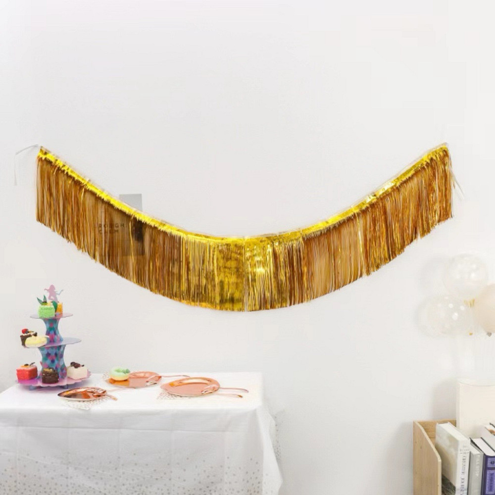 Гирлянда дождик для фотозоны 180 на 35 см золотистый Киев - изображение 1