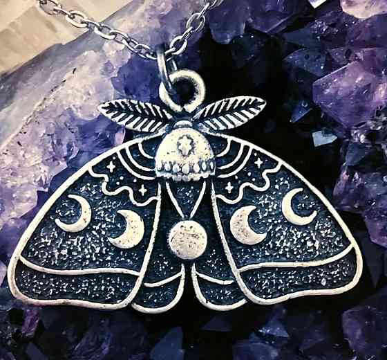 Кулон мотылек с луной серебристый ожерелье с подвеской мотылек готический стиль 46+5 см Киев