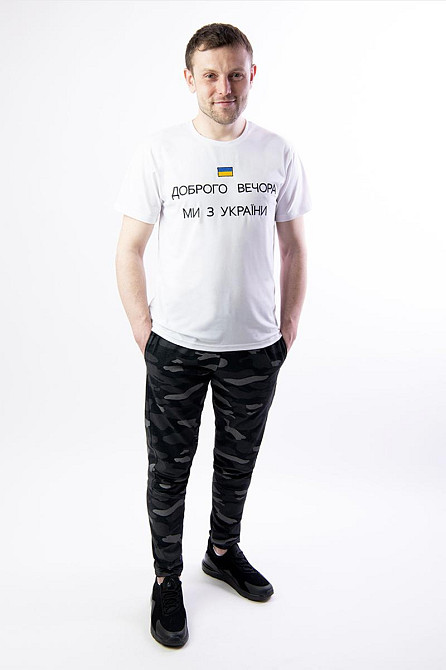 Футболка с вышивкой 