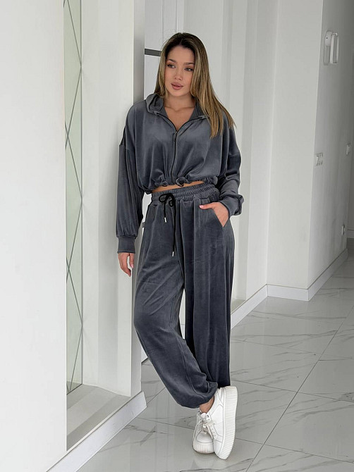 Жіночий сильний повсякденний велюровий костюм-двійка Графіт, 46/48 Одеса - фото 1