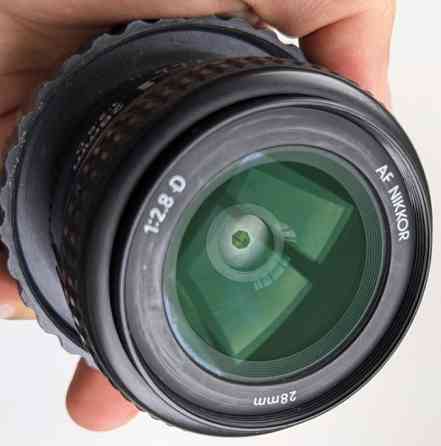 Nikkor 28mm f/2.8D. Харків