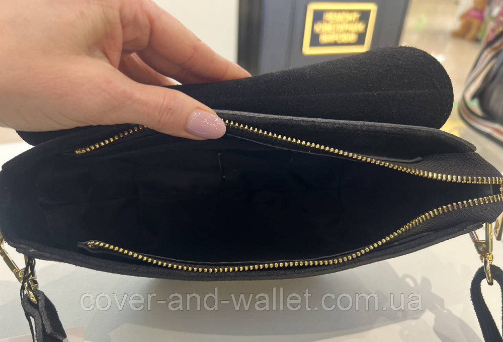 Стильная женская сумка кросс-боди из натуральной замши в черном цвете Virginia Conti Киев - изображение 14