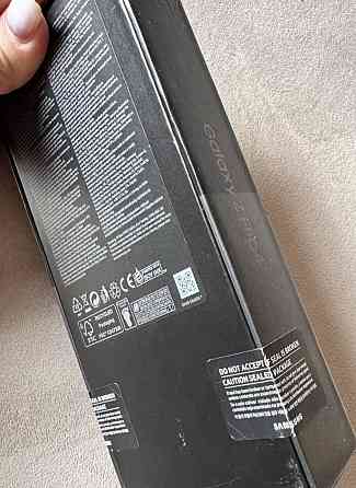 Смартфон Samsung Galaxy Z Flip 4 Київ