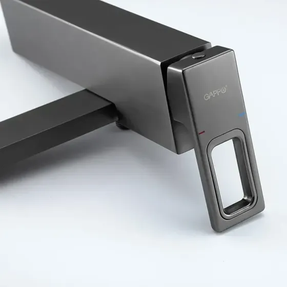 Змішувач для ванни з душовим гарнітуром GAPPO G3217-9 графіт Київ