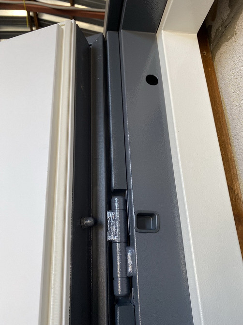 Двері квартирні Redfort, модель Кристал (з дзеркалом), комплектація Еліт+ Київ - фото 6