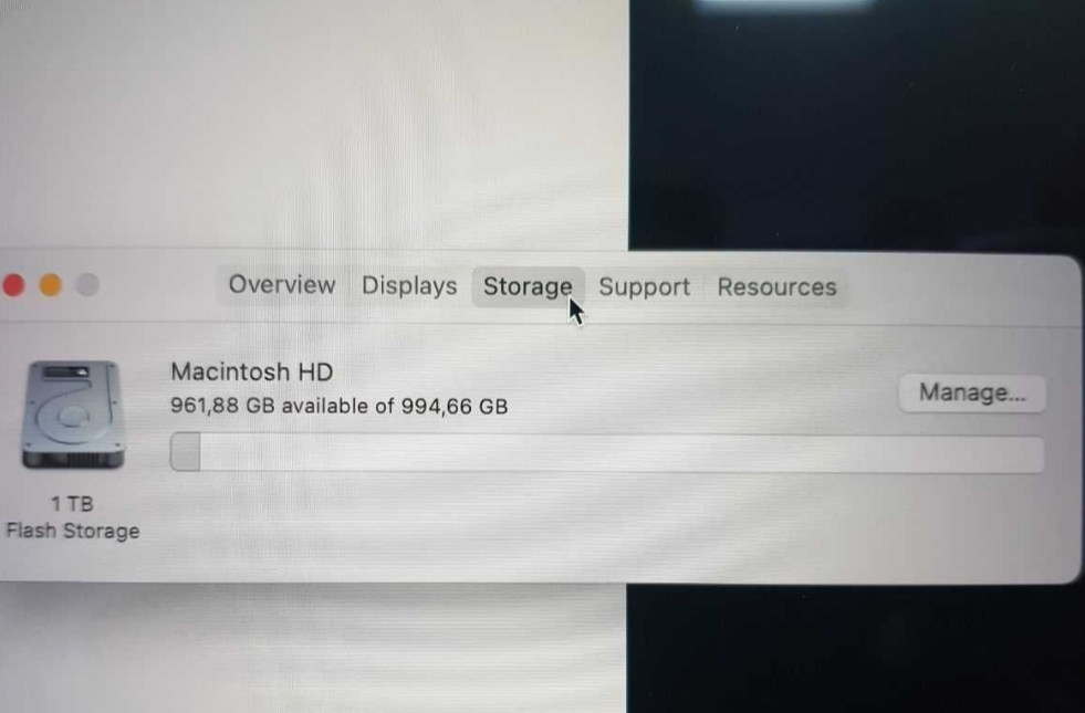 Ноутбук: MacBook Pro 16