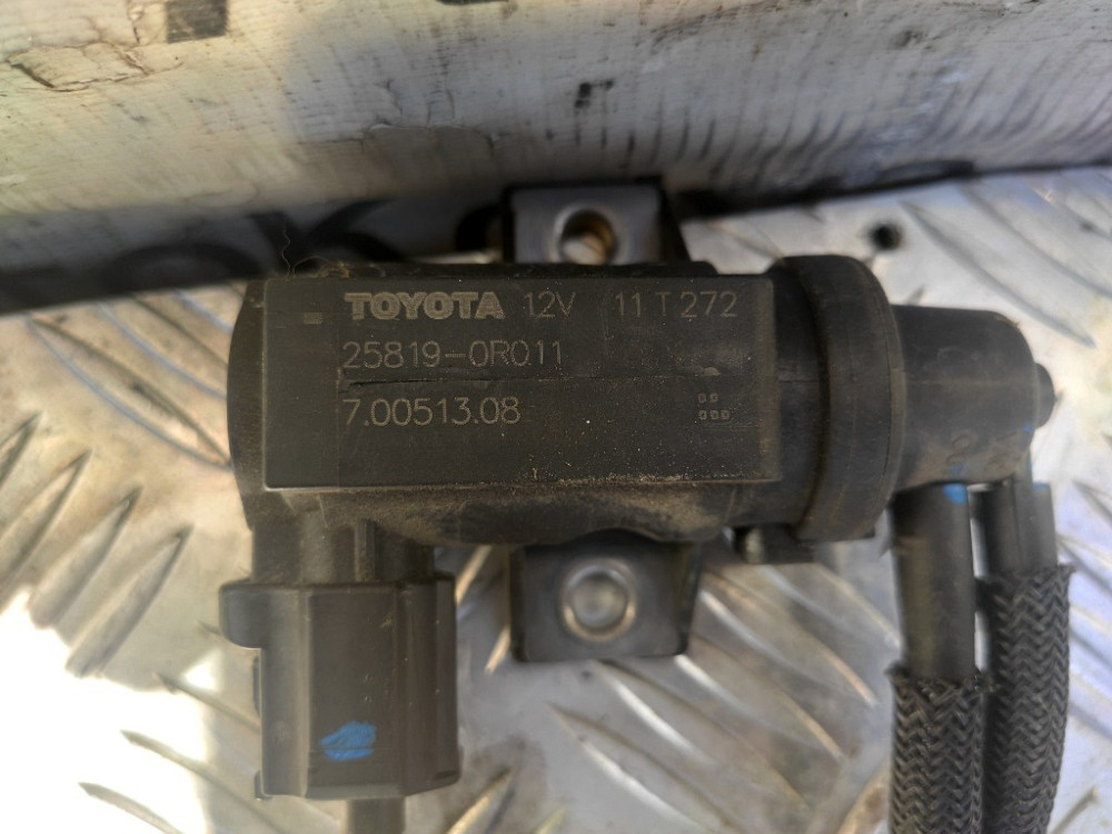 Клапан електромагнітний вакуумний Toyota Avensis 2.0 / 2.2 D 2009-2018 (25819-0R011) Ковель - фото 2