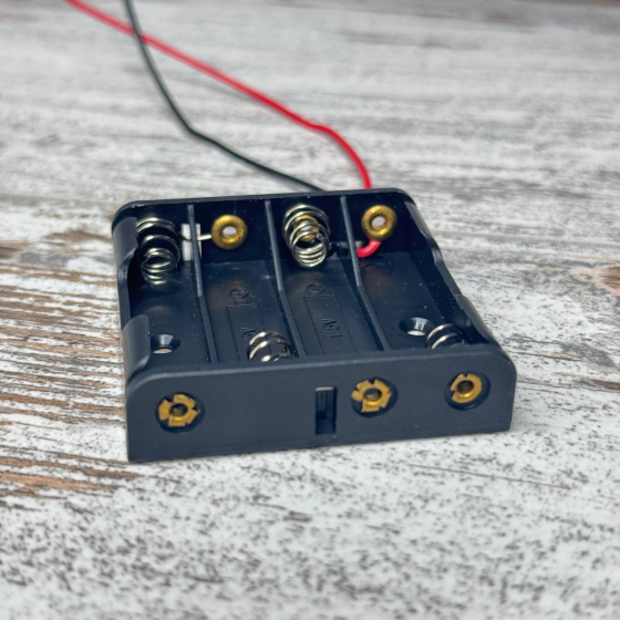 Бокс для батареек 4×AAA 6В с проводами, держатель аккумуляторов для Arduino, DIY, электронных модулей Киев