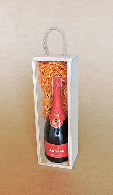 Подарочная коробка 