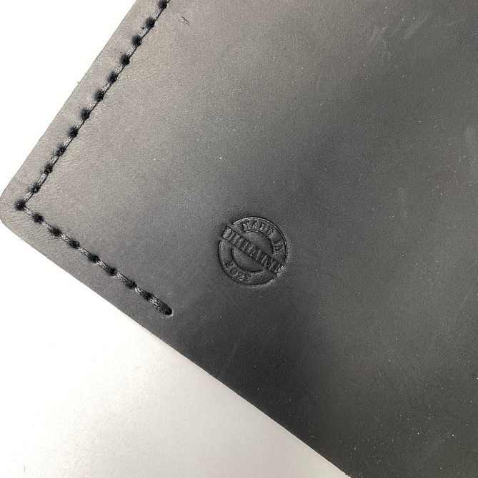 Паспортниця Чорна Home шкіряна, стильний практичний чохол зі шкіри з тисненням, обкладинка на паспортMasterSem Київ - фото 4