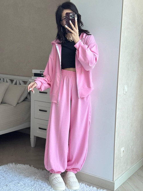 Женский прогулочный оверсайз костюм двойка: кофта и штаны двунить Розовый Одесса - изображение 3
