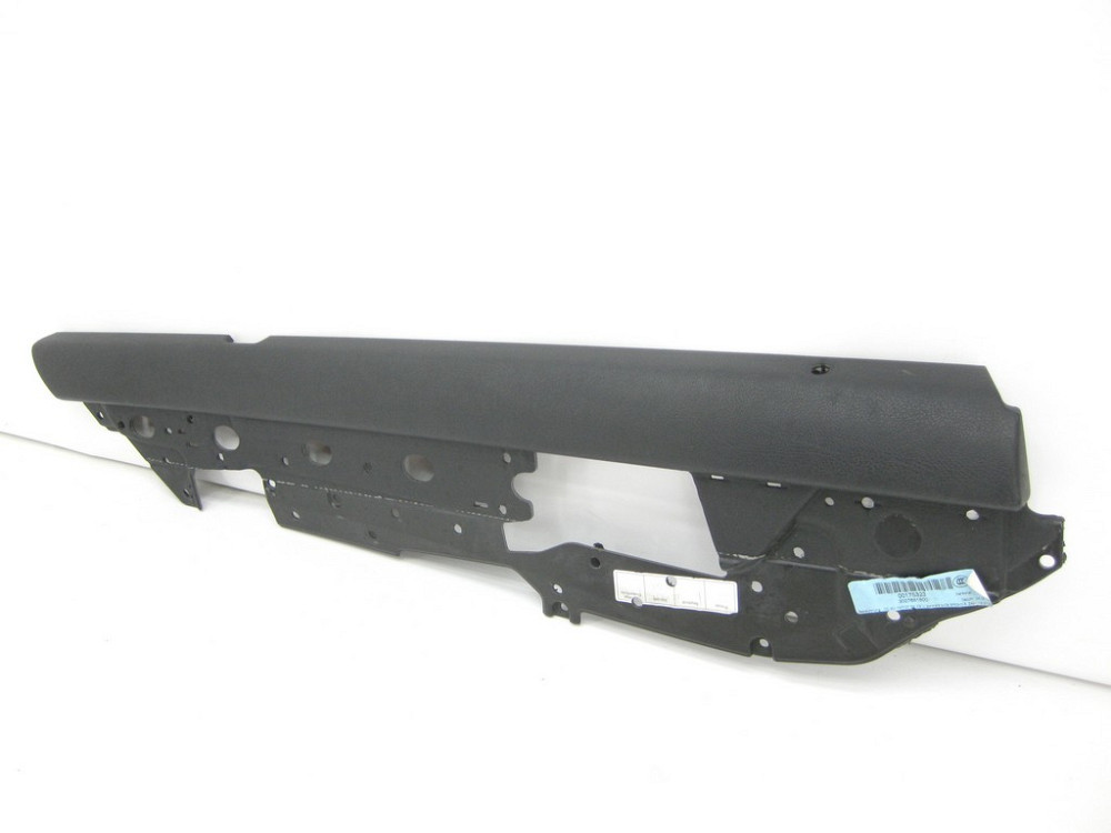 Mercedes-Benz  A2047304262 9D88 Верхня чорна частина карти задніх лівих дверей C-Class W204 C-Class Estate S204 Одесса - изображение 3