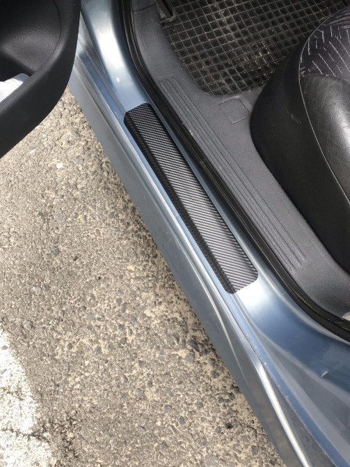 Наклейка під карбон на пороги авто 4 штуки Київ - фото 8