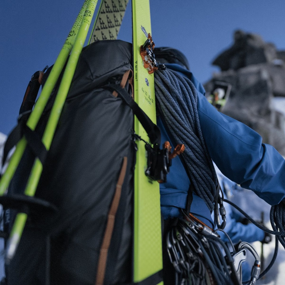 Рюкзак Thule Stir Alpine 40L Hiking Backpack TSTU-340 Obsidian (7121898) Киев - изображение 6