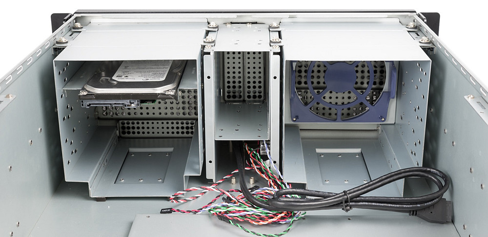 Корпус серверний Chieftec UNC-411E-B-OP без БЖ E-ATX Вінниця - фото 2