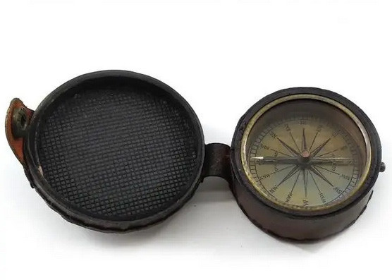 Компас из бронзы в коже Киев - изображение 1