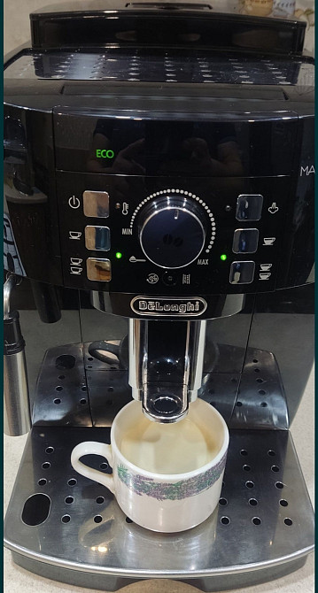 Кофемашина Delonghi Magnifica S Киев - изображение 3