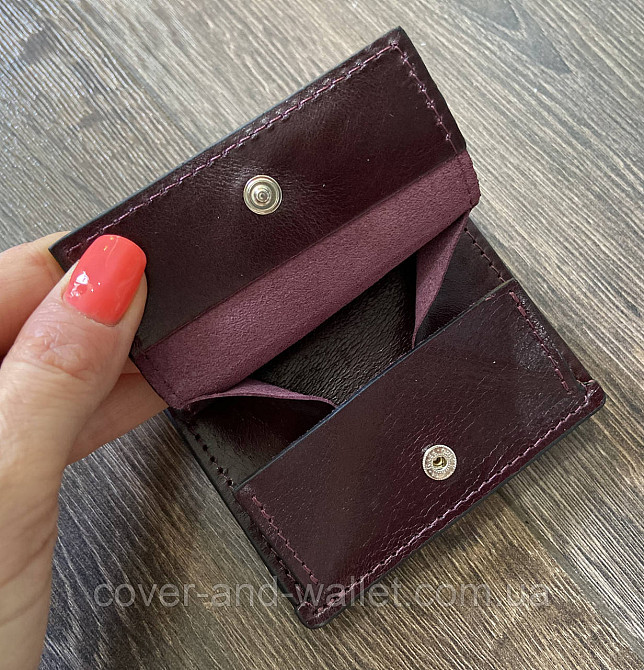 Компактний жіночий гаманець бордового кольору з італійської шкіри Grande Pelle Lettera Київ - фото 3