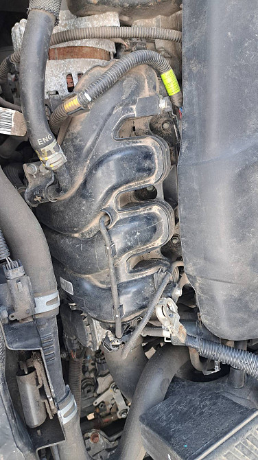 Впускний колектор Kia Sportage 2016-2020 Київ - фото 1