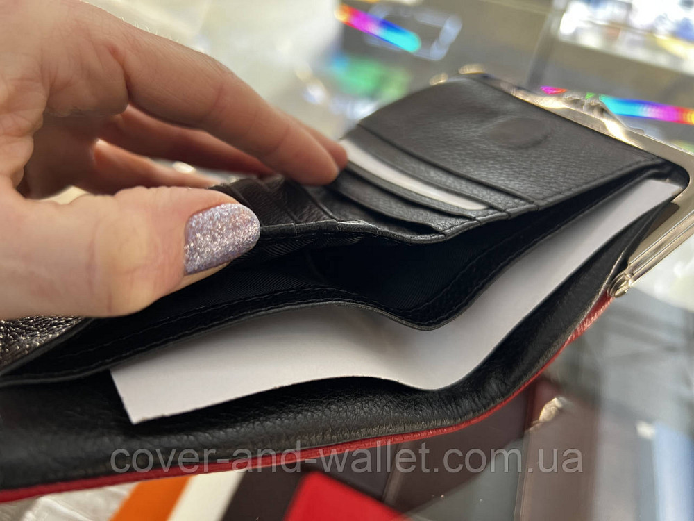 Небольшой женский кожаный кошелек в ретро стиле красно-черного цвета Helen Verde 6133 Киев - изображение 15