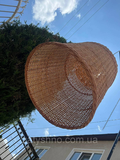 Набір плетених люстер з лози на вулиці Київ - фото 7
