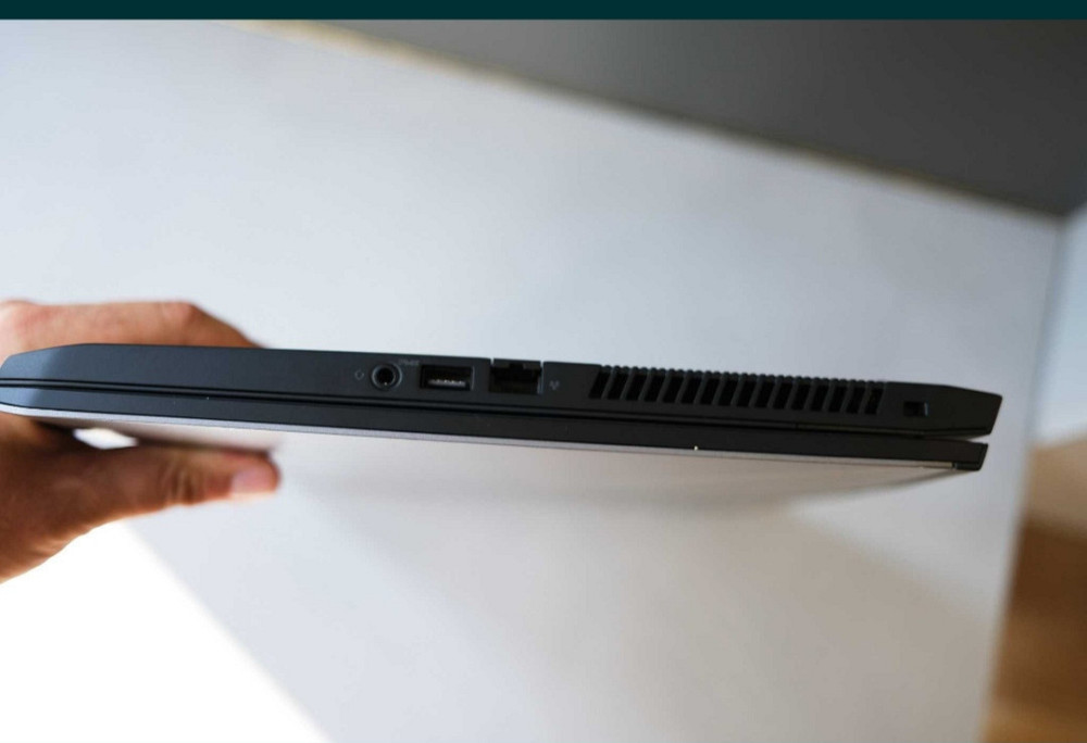 Ноутбук Dell Alienware M17Epic Silver i7-8750H 16ram 512SSD RTX 2070 Max -Q Киев - изображение 4