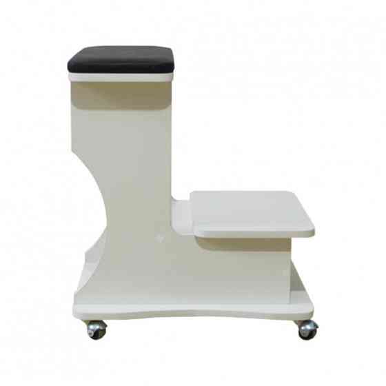 Педикюрная тумба-подставка Киев