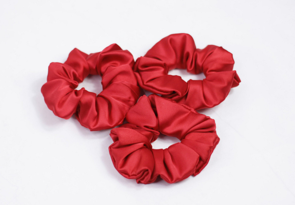 Скранч резинка для волосся шовкова Червоний Харків - фото 2