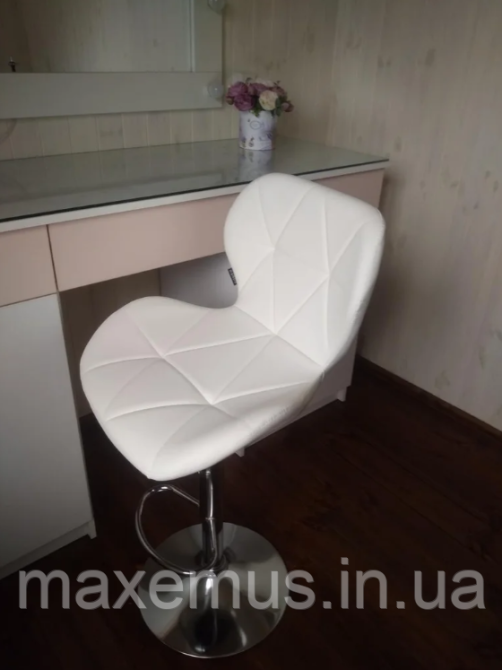 Барний стілець для барної стійки хокер з спинкою на кухню крісло барне високу Hoker еко шкіра B 087  Львів - фото 1