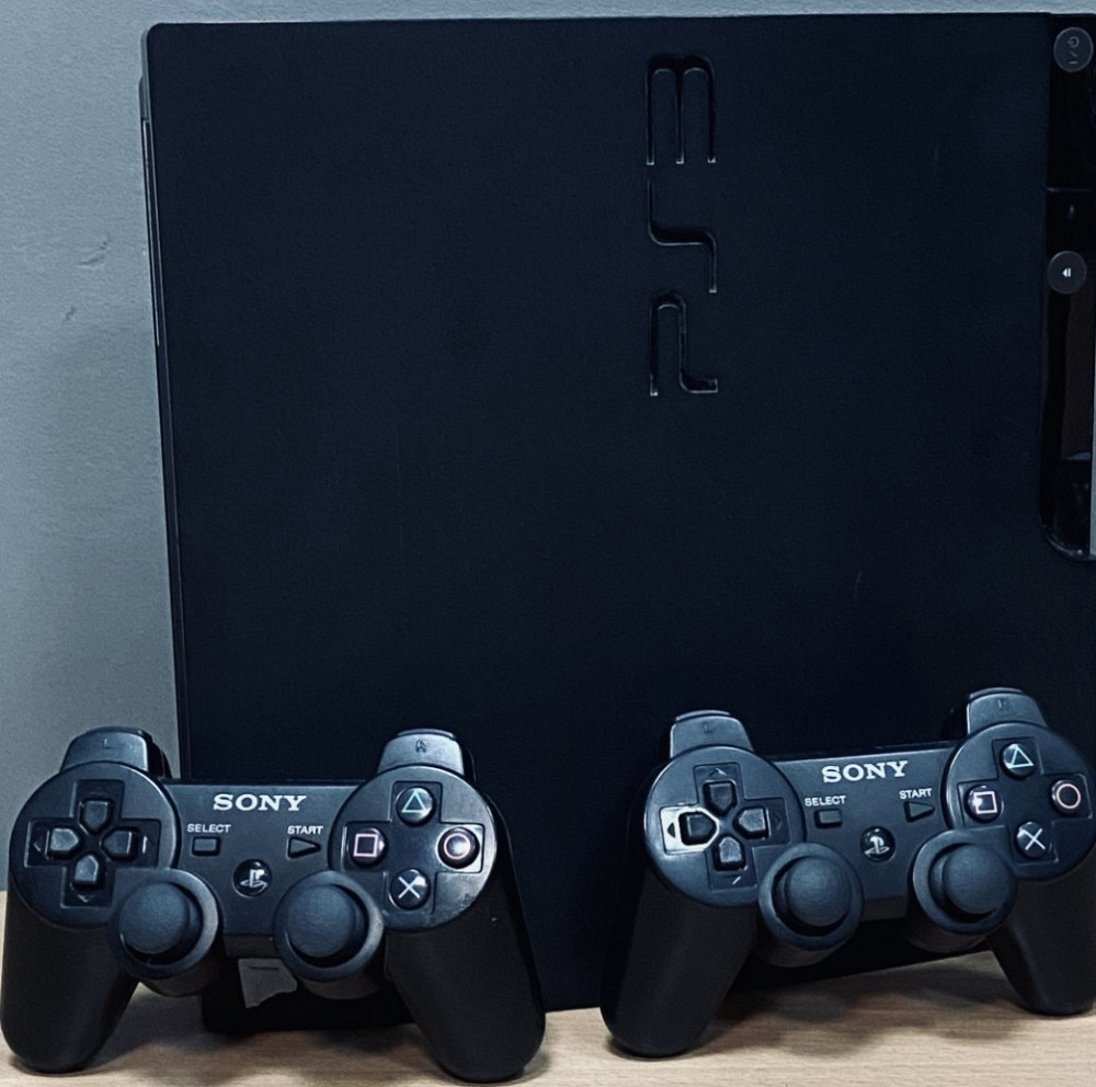 Без передоплати PS3, PlayStation 3 slim 120 гб, два джойстика. Харків - фото 1