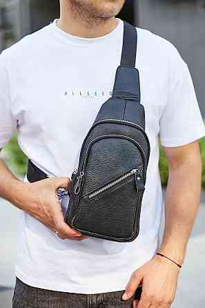 Чоловічий слінг через плече 18х32х7, шкіряна бананка нагрудна, сумка рюкзак Tiding Bag 33737 чорна Київ