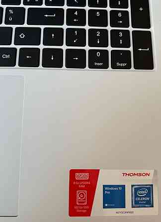 Ноутбук Thomson, новый. Киев