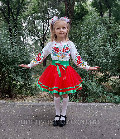Костюм вышиванка 