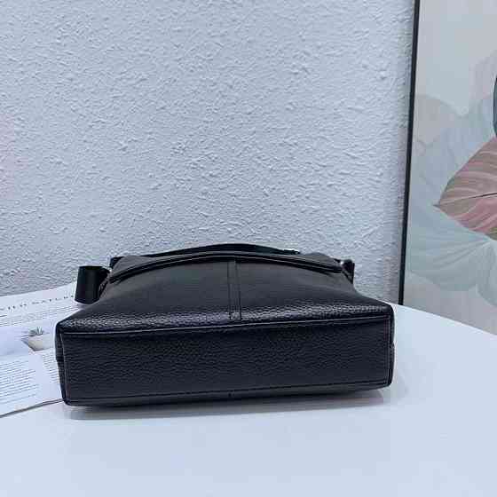 Кожаная мужская сумка через плечо мягкая черная Tiding Bag 12977 Каменское