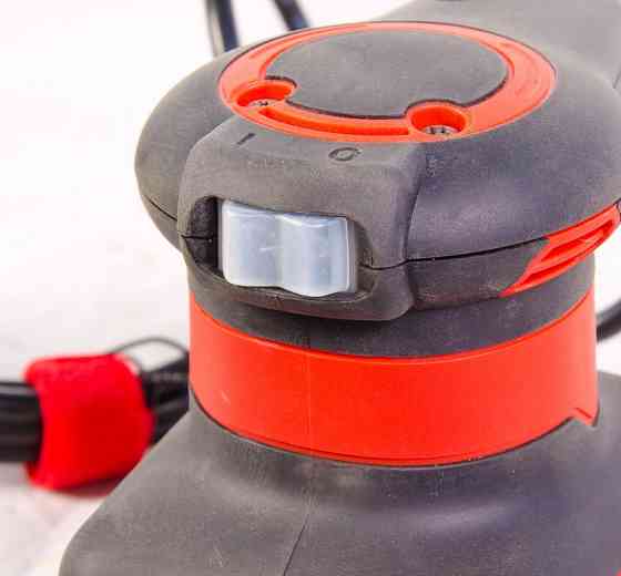 MPT Машина плоскошліфувальна MPT PROFI 240 Вт 110х110 мм 14000 об/хв додаткові щітки Коломия