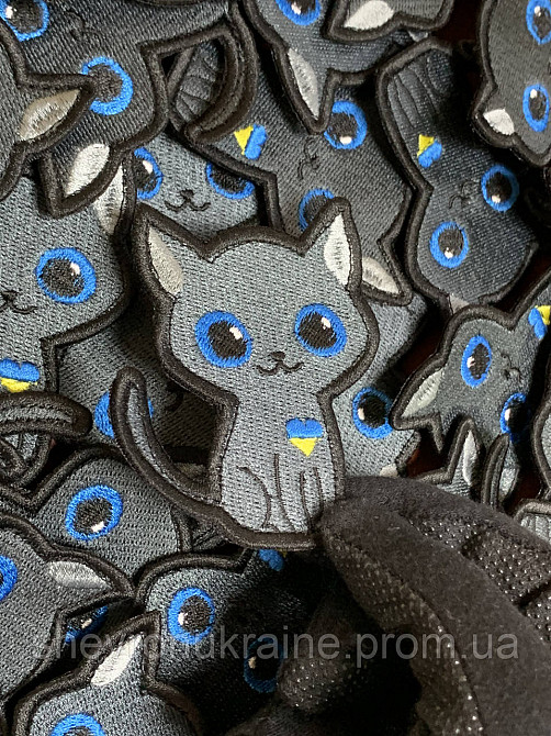 Шеврон милый котик (Форма контурна. На липучке) Размер 8x6.5см Киев - изображение 4